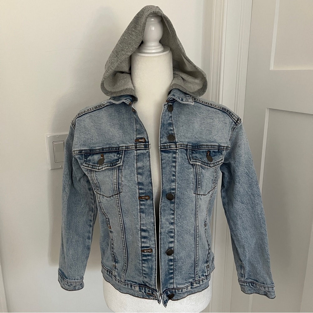 Treasure & Bond light blue Hoodie Jean Jacket Girls Sz L   (10-12) *O5